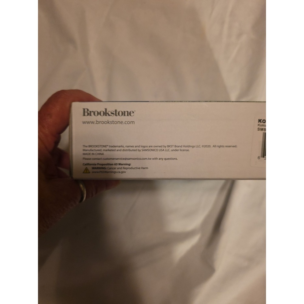 Brookstone Golfers Multi-Tool And Distance Finder Set. - Picture 2 of 4